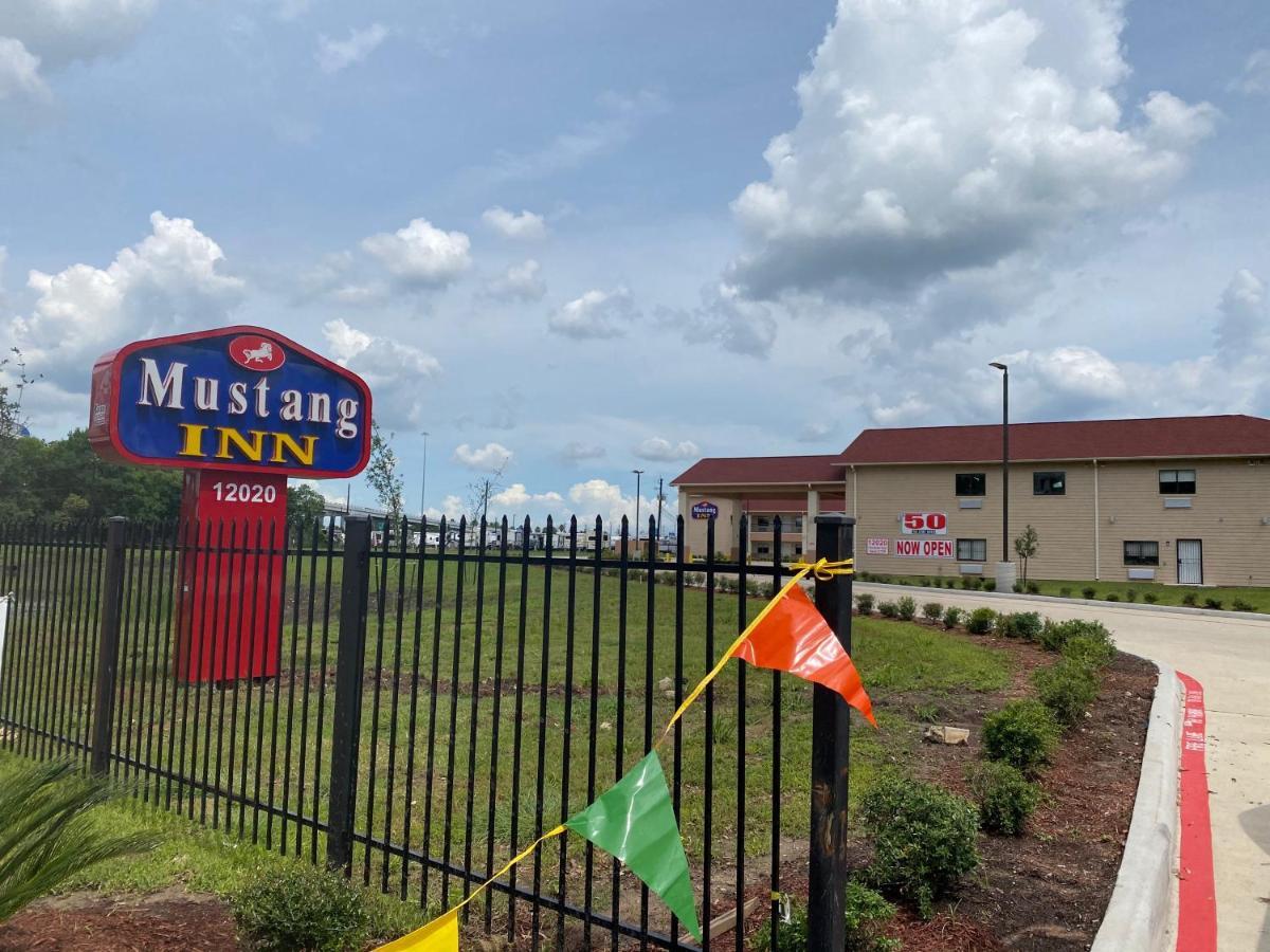 Mustang Inn Houston Exterior photo